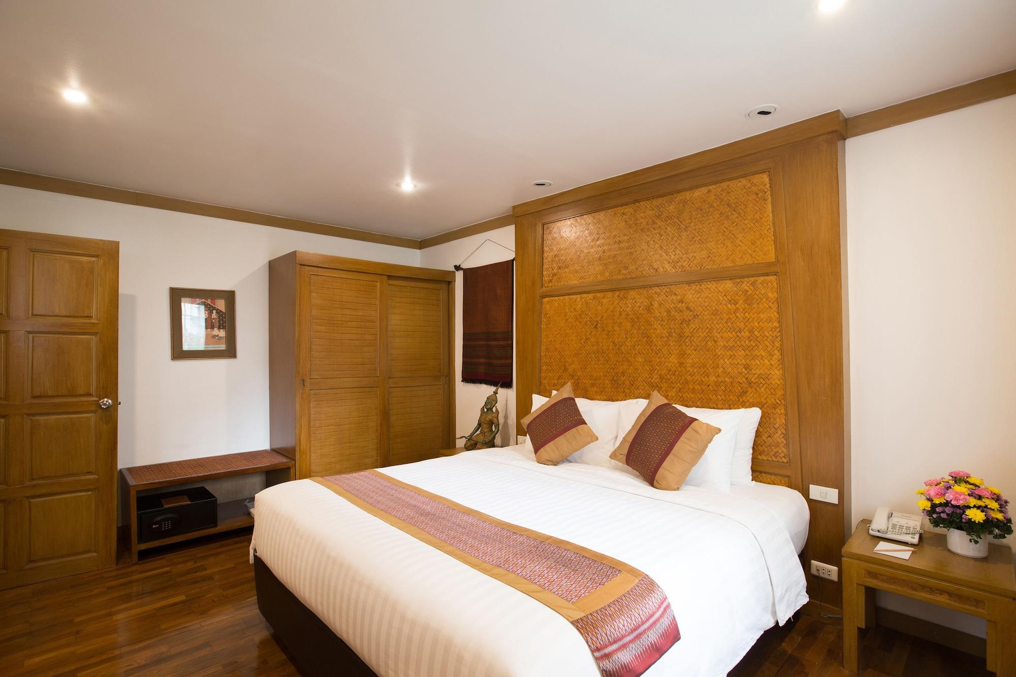 The Tarntawan Hotel Surawong Bangkok Exterior foto