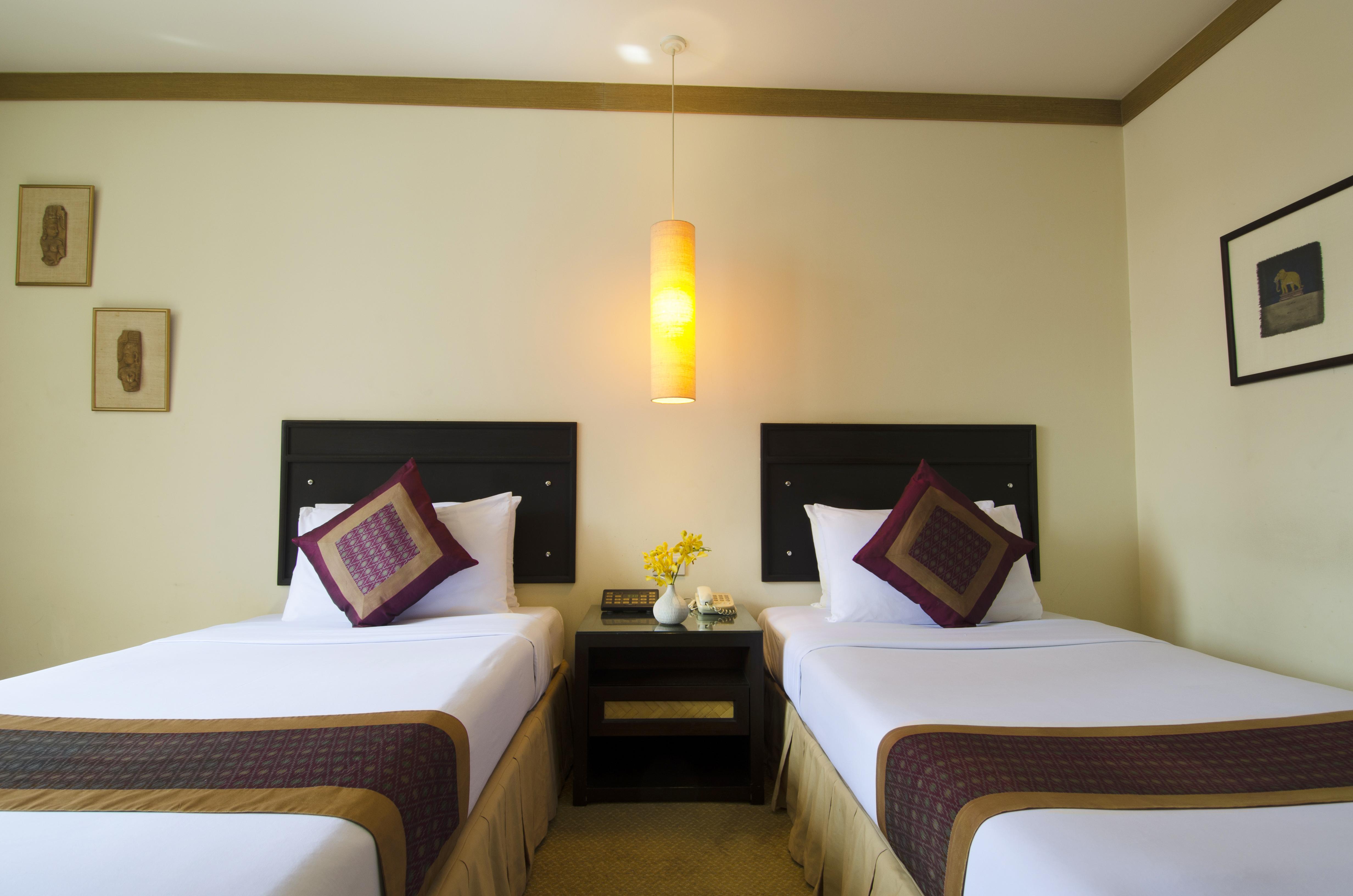 The Tarntawan Hotel Surawong Bangkok Exterior foto