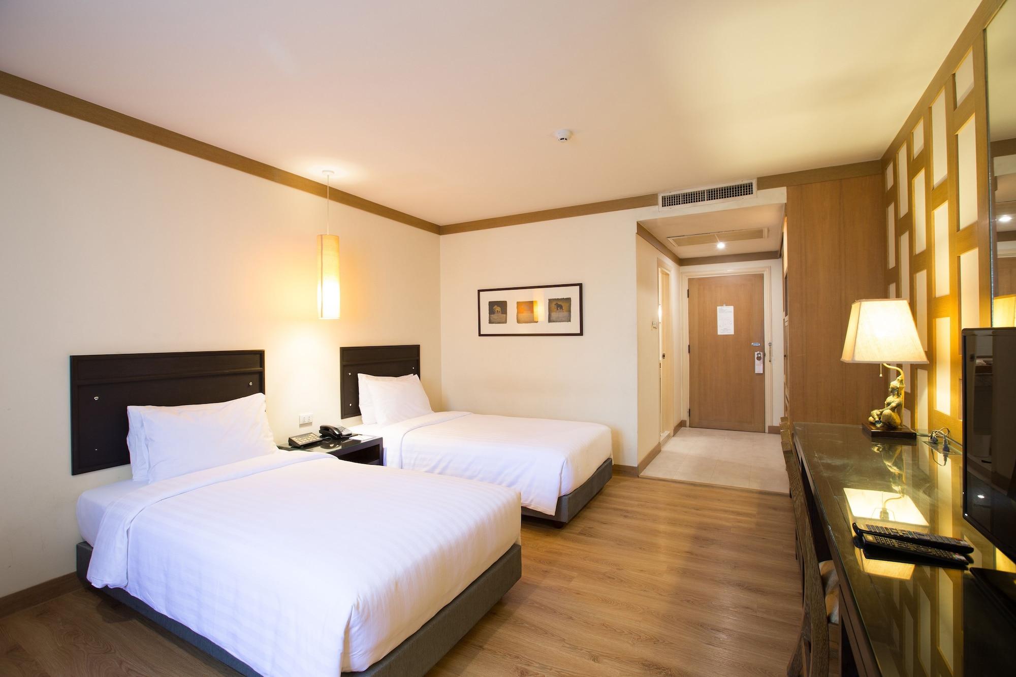 The Tarntawan Hotel Surawong Bangkok Exterior foto