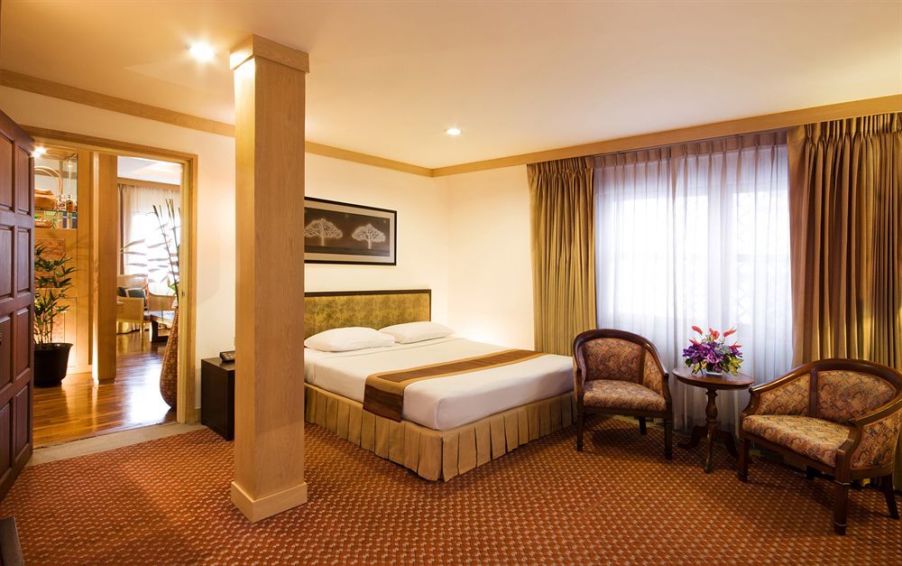 The Tarntawan Hotel Surawong Bangkok Exterior foto