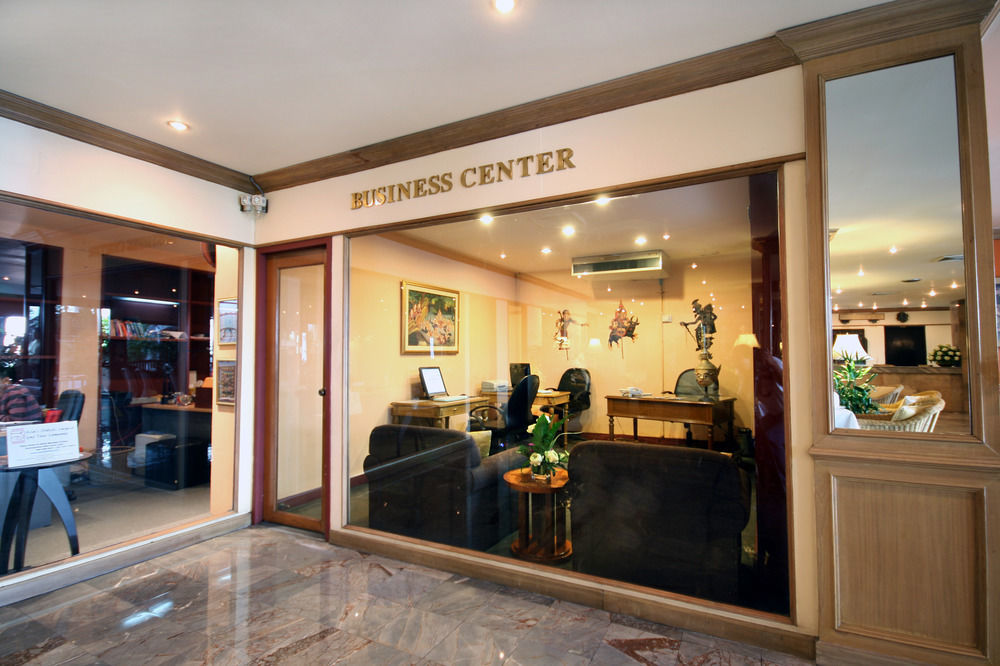 The Tarntawan Hotel Surawong Bangkok Exterior foto